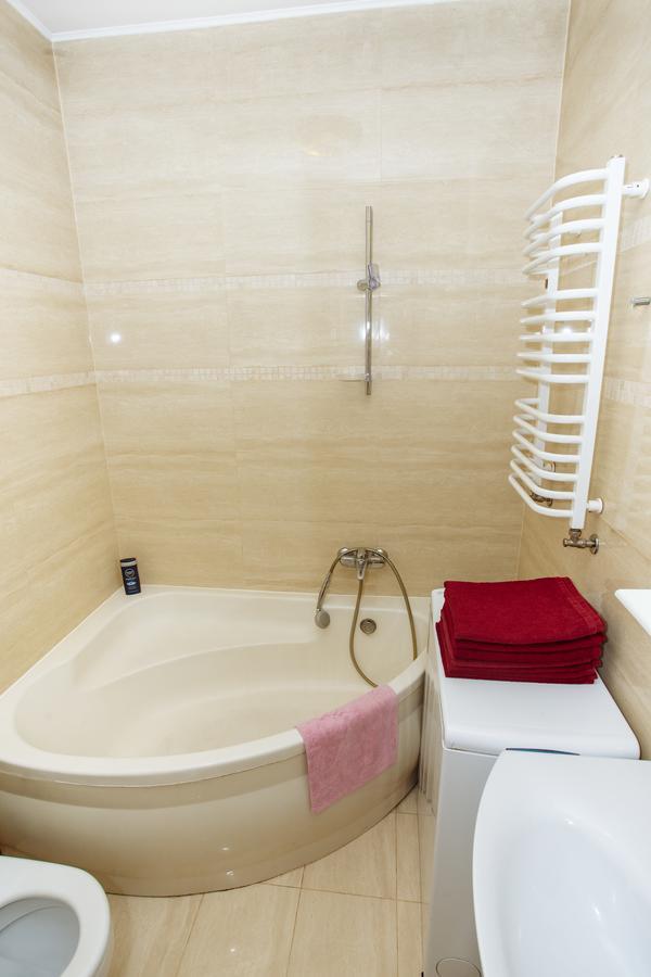 Apartment Near Museum Lviv Bagian luar foto