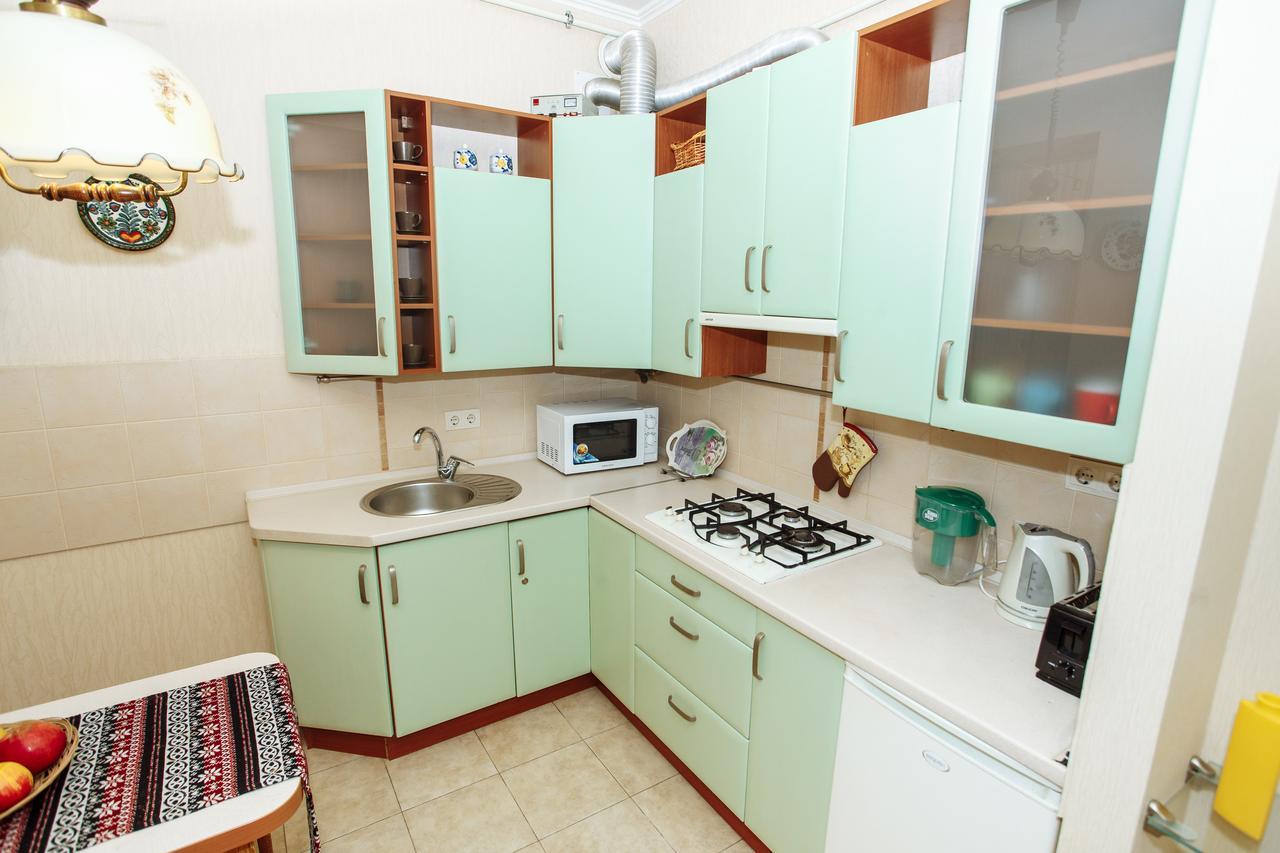Apartment Near Museum Lviv Bagian luar foto